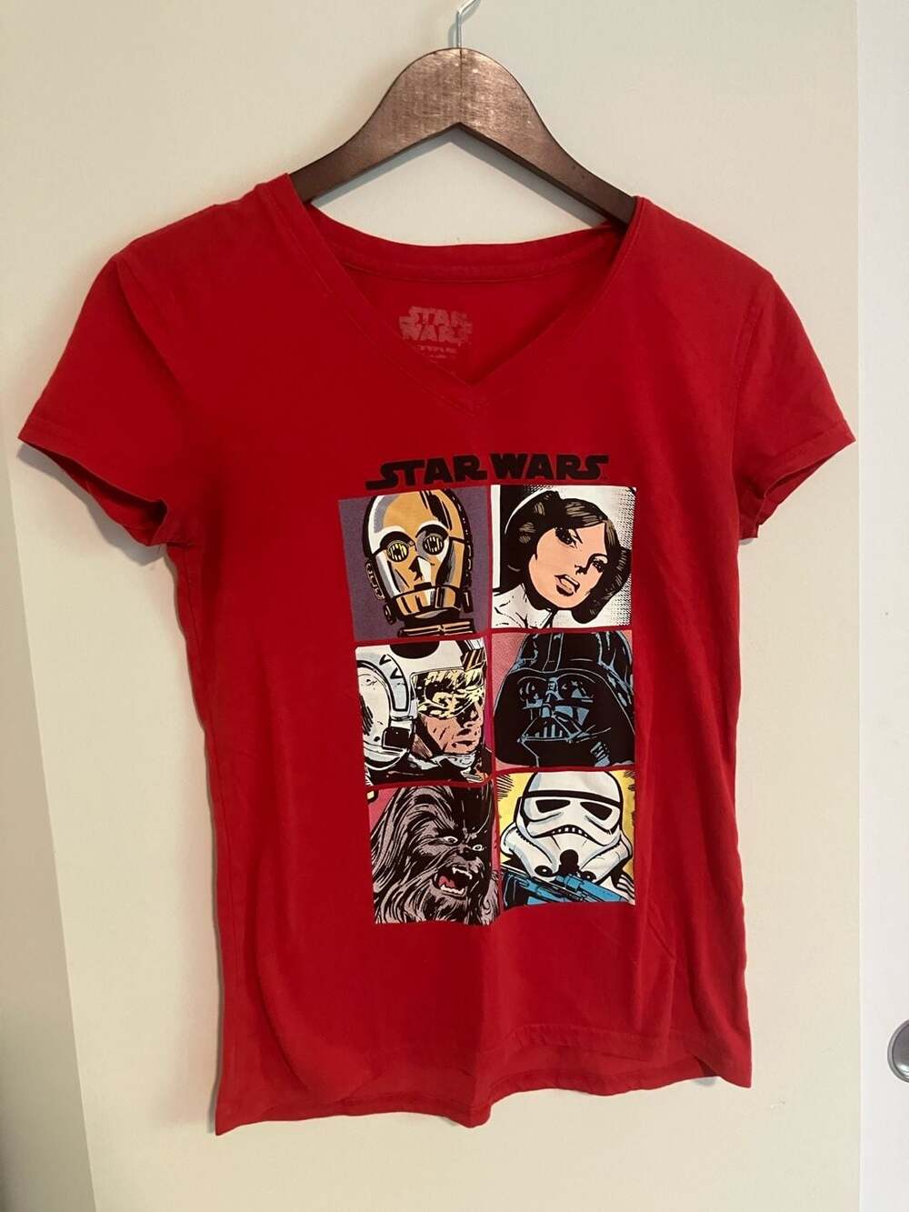 Star Wars Comics Character Grid Graphic V-Neck T-Shirt Red